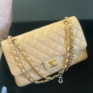 Chanel Classic Caviar GHW Double Flap Medium Size